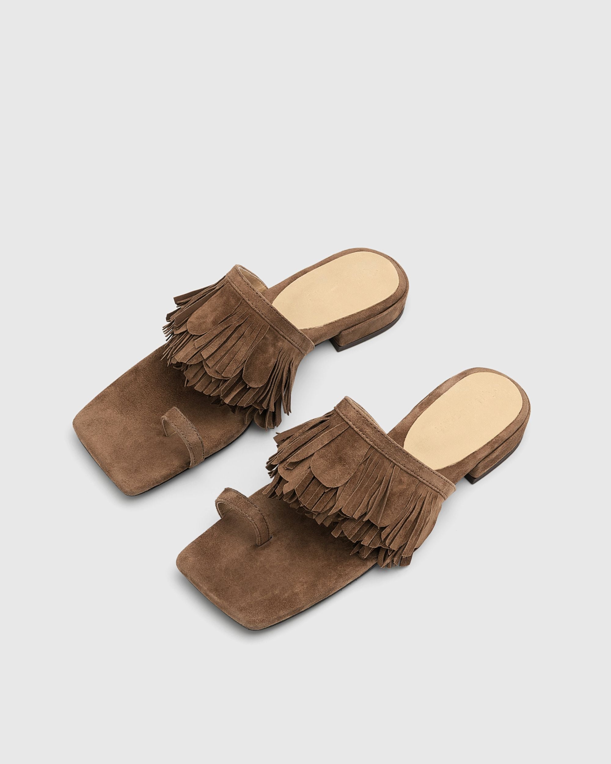 Arcilla - Sandalias con Borlas
