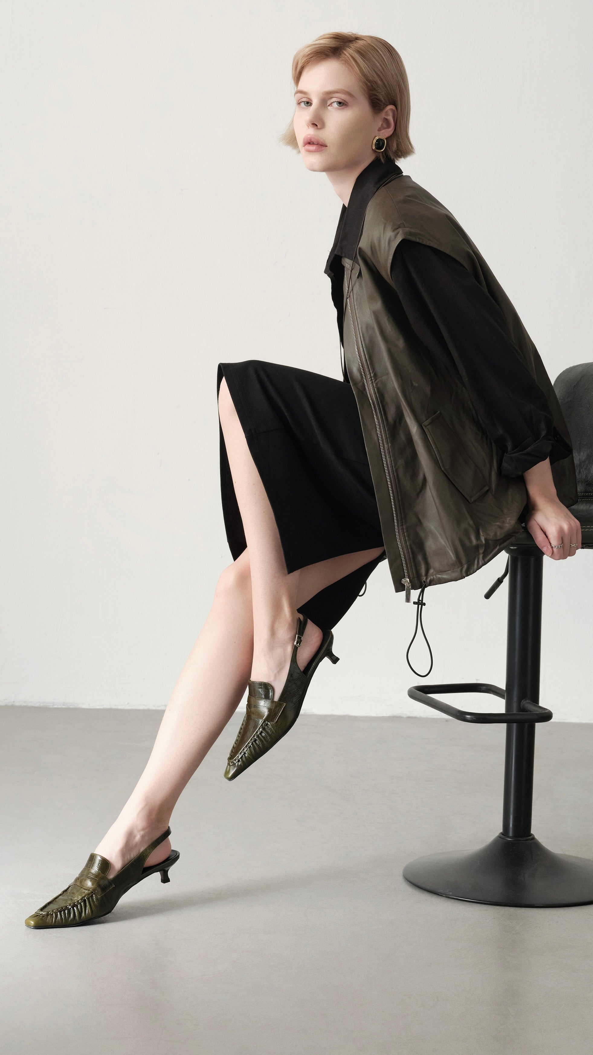 Fima - Zapatos de cuero con tira trasera