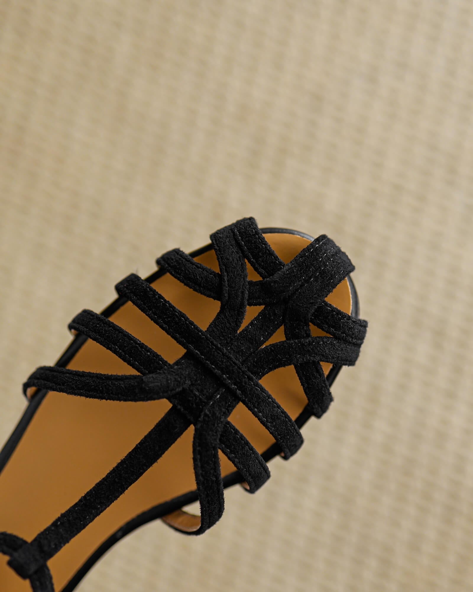 Juno - Sandalias enjauladas en ante