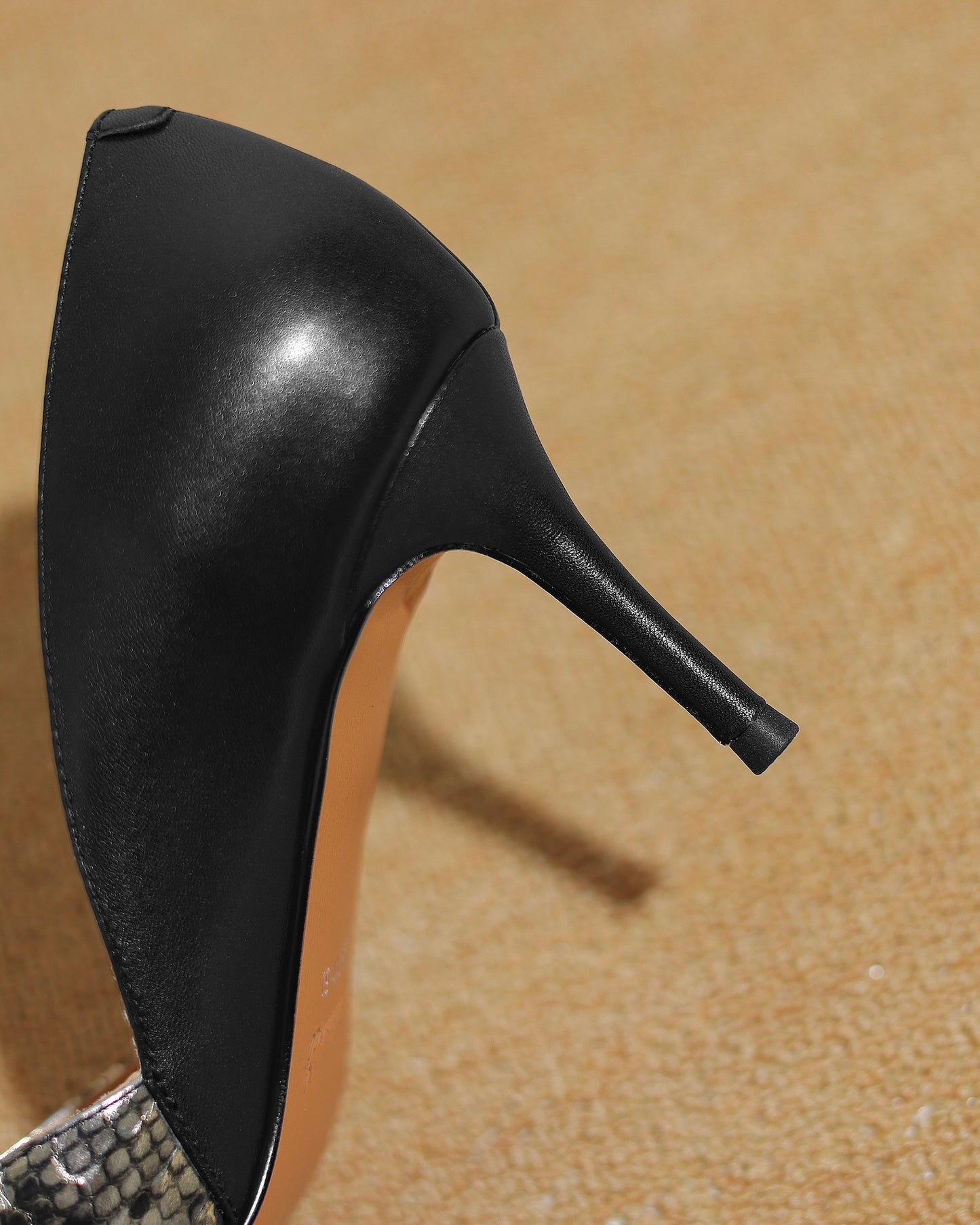 Luci - Embossed Leather Pumps