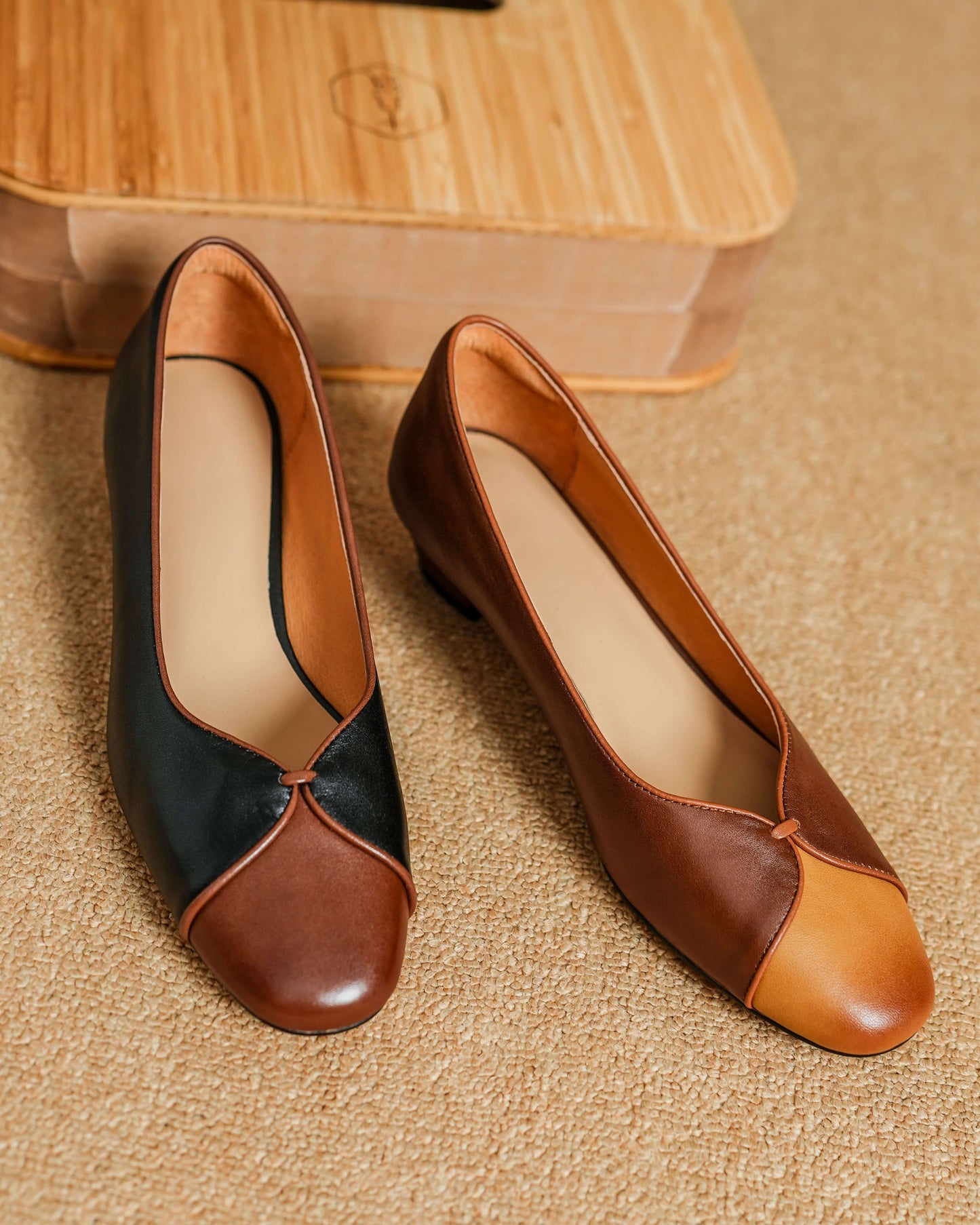 Moga - Leather Flats