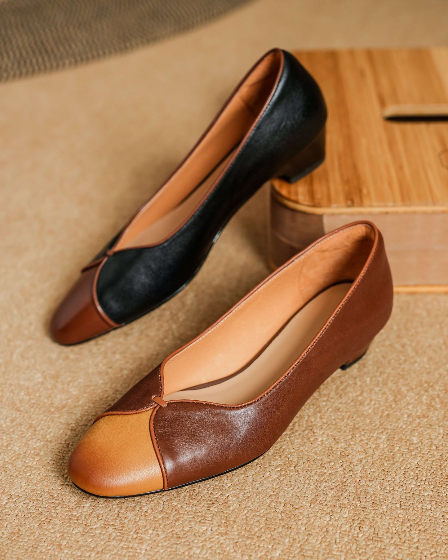 Moga - Leather Flats