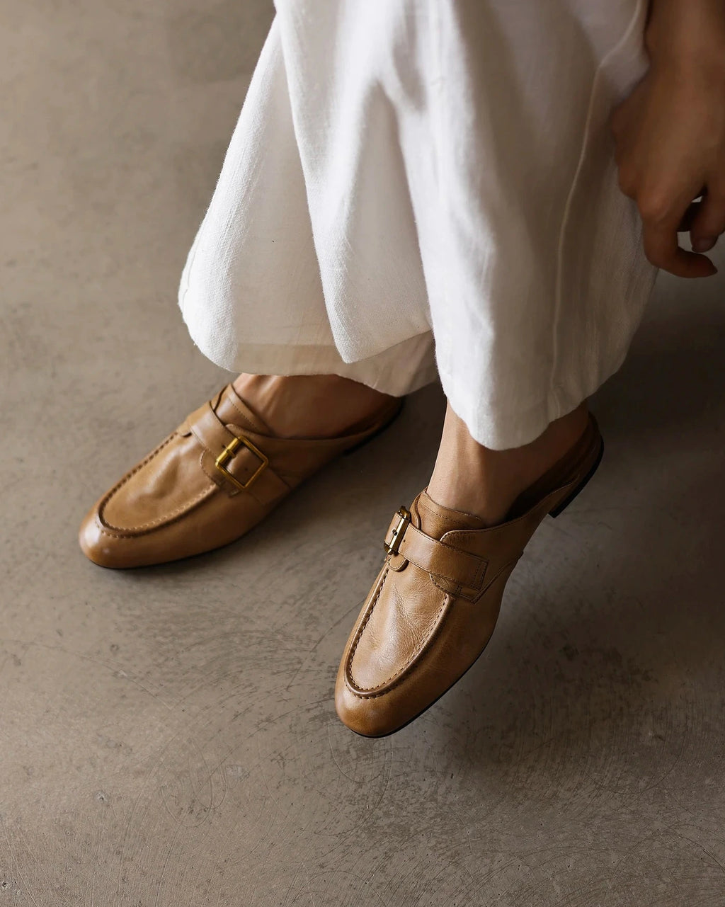 Roya - Leather Mules