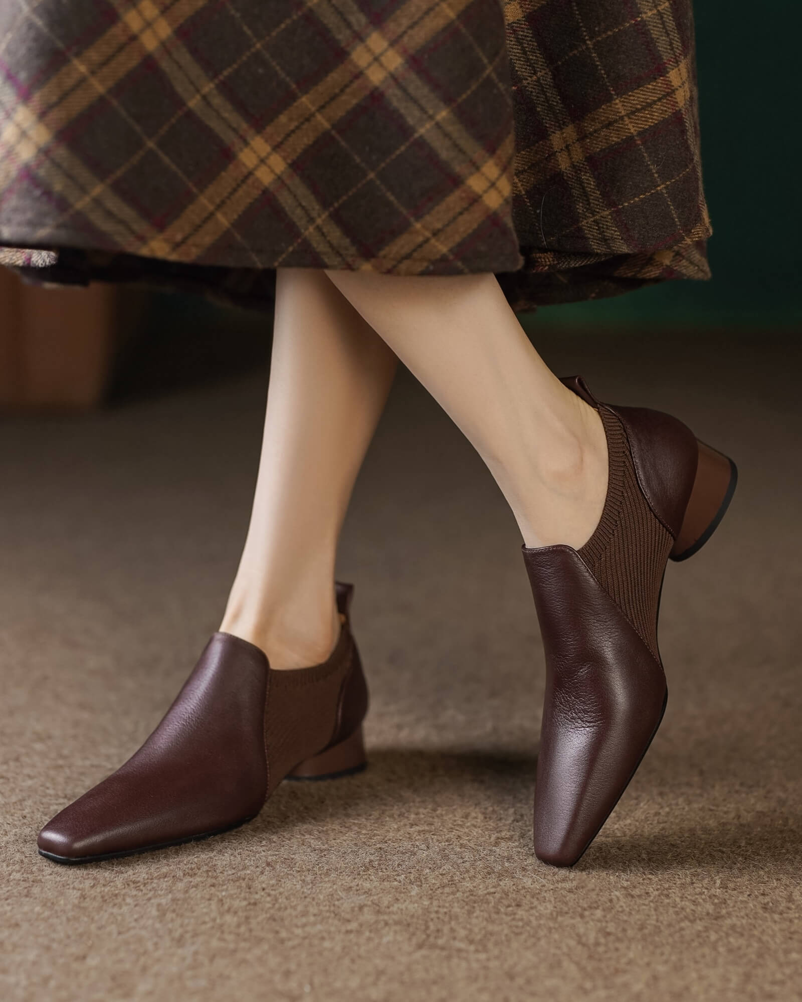 safei-short-boots-brown-model