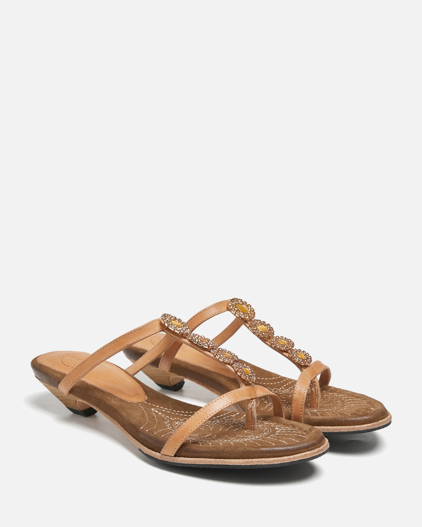 Wien - Embroidered Thong Sandals
