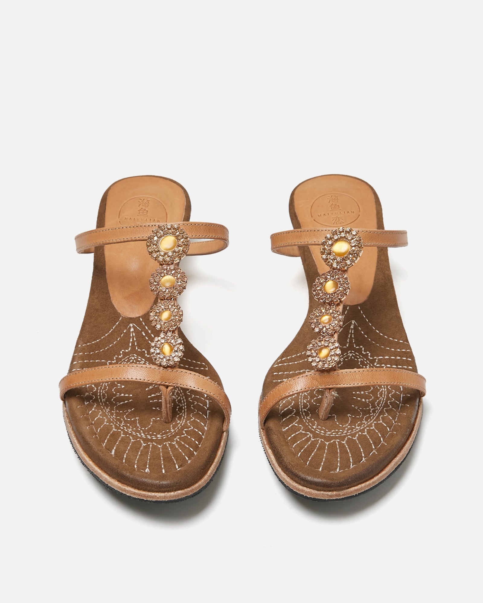 Wien - Embroidered Thong Sandals