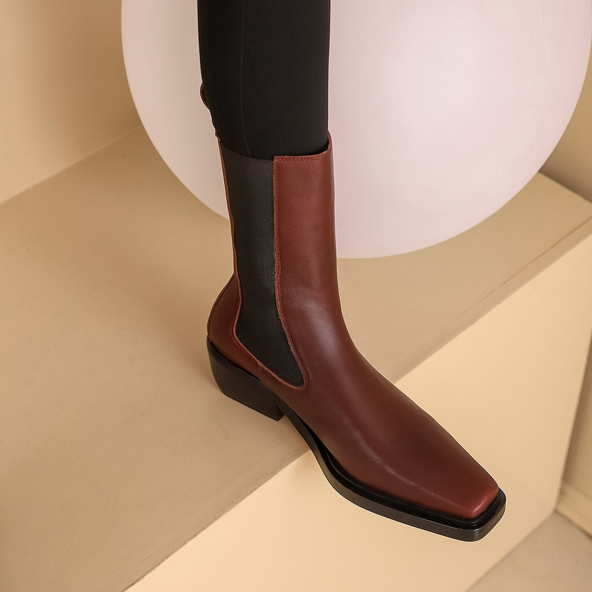 Square toe low heel clearance boots