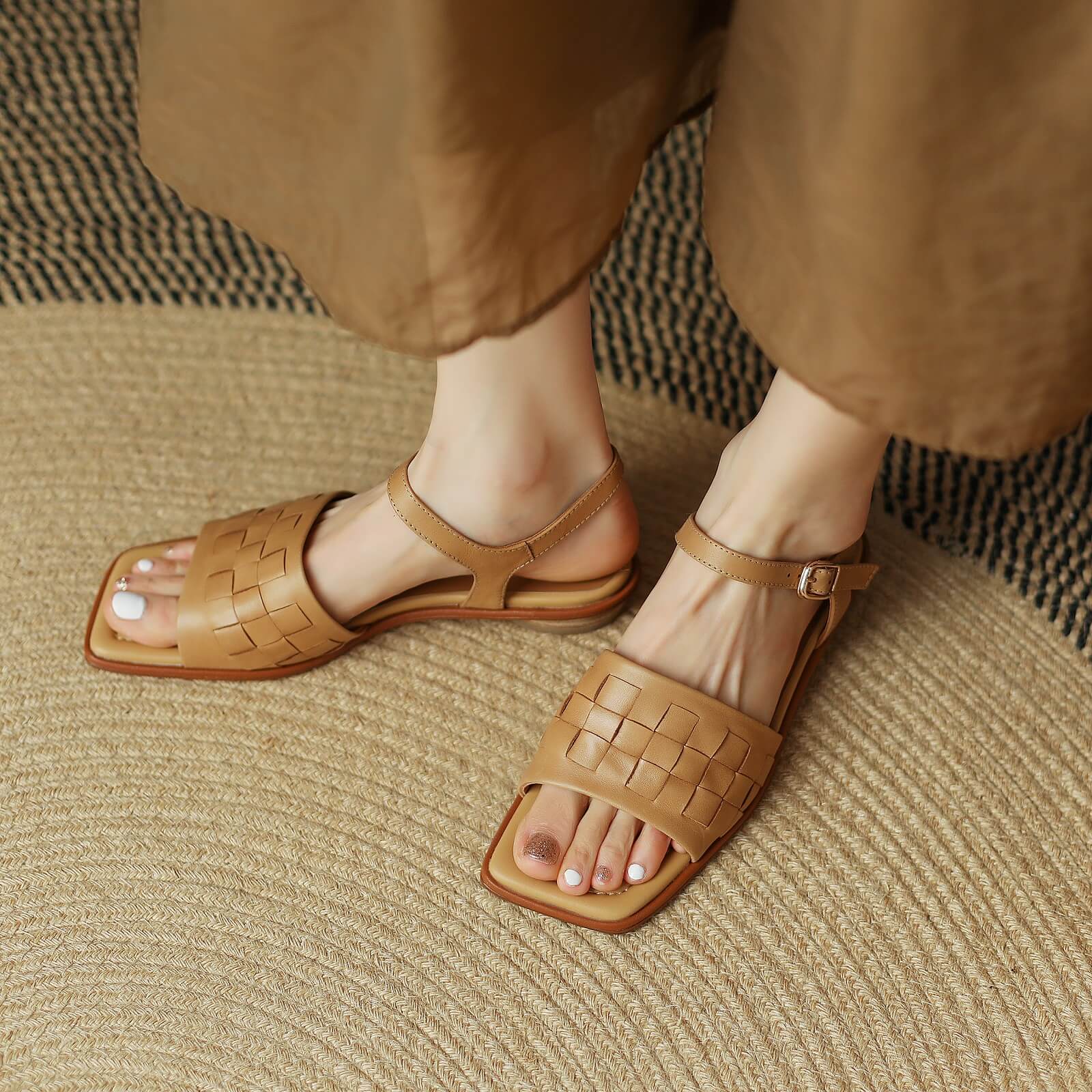 Gupa-Tan-Leather-Low-Heel-Sandals-Model-1