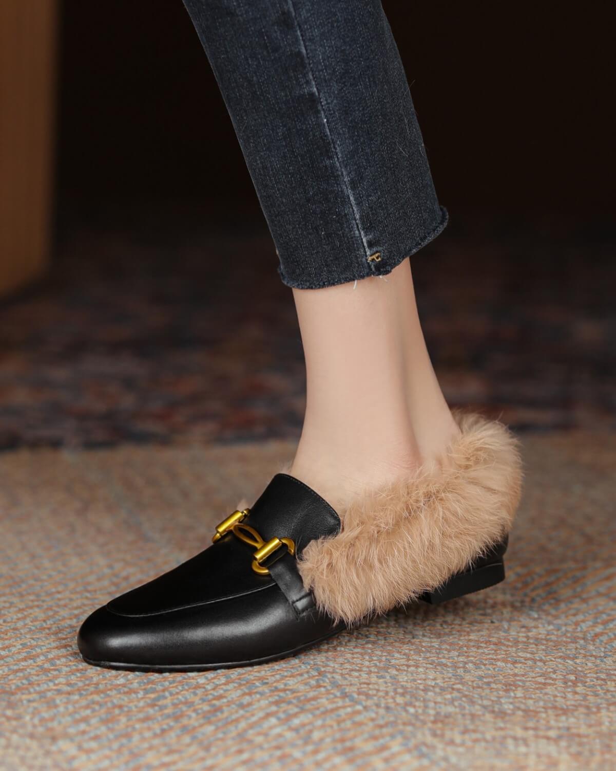 Helen-Fur-Lined-Black-Loafers-Model-1