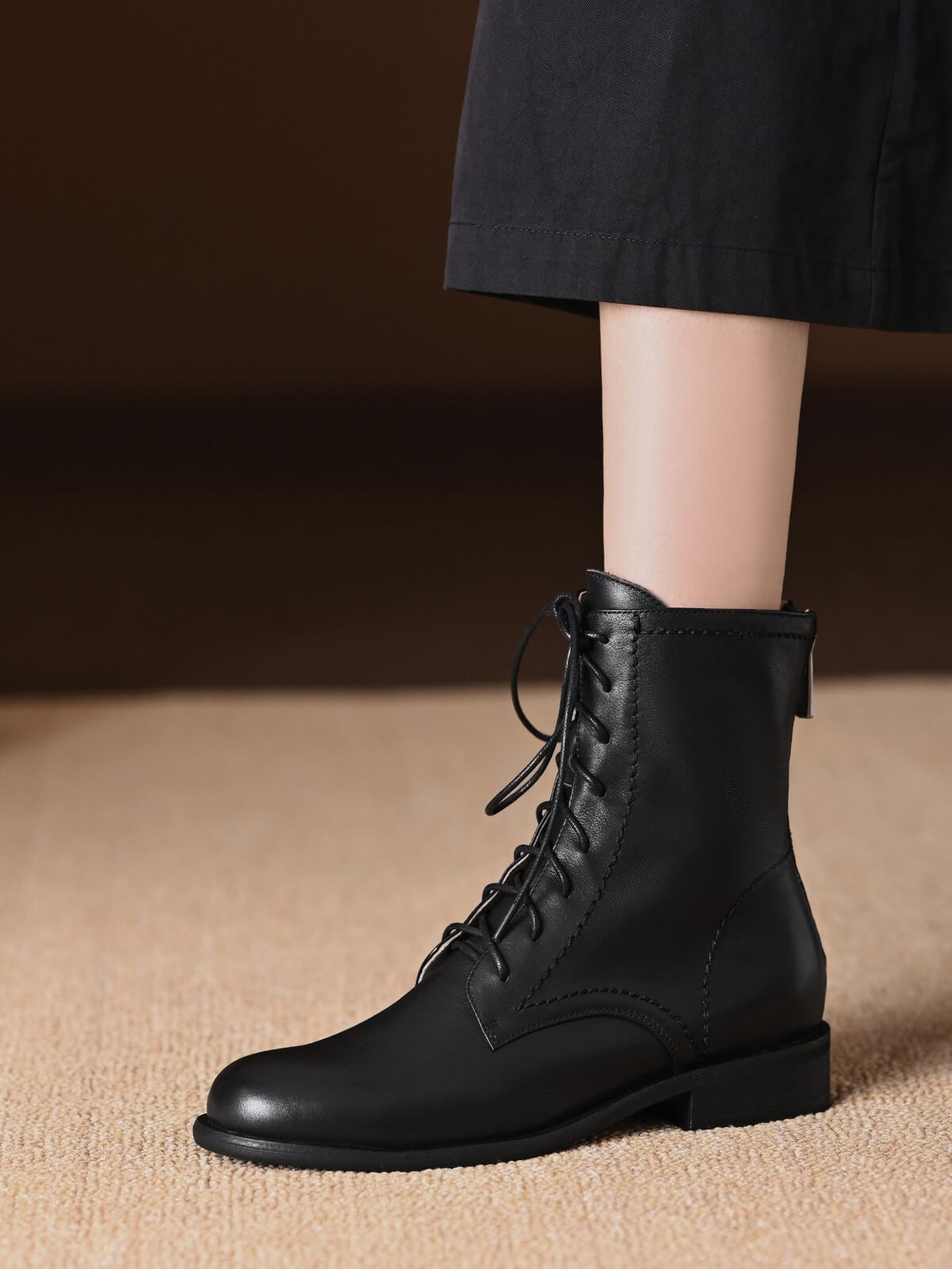Iven-Black-Leather-Combat-Boots-Model