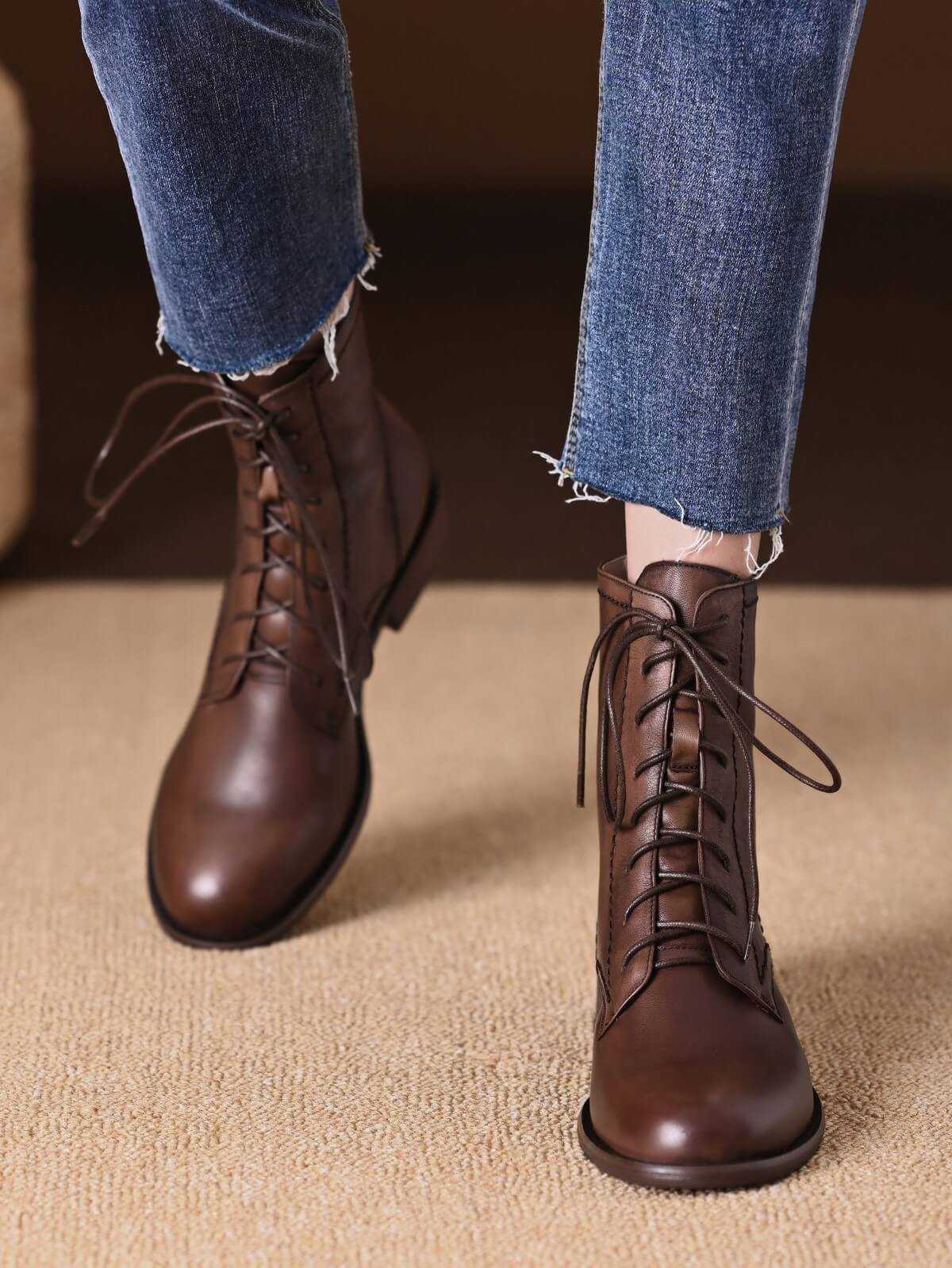 Iven-Brown-Leather-Combat-Boots-Model-1