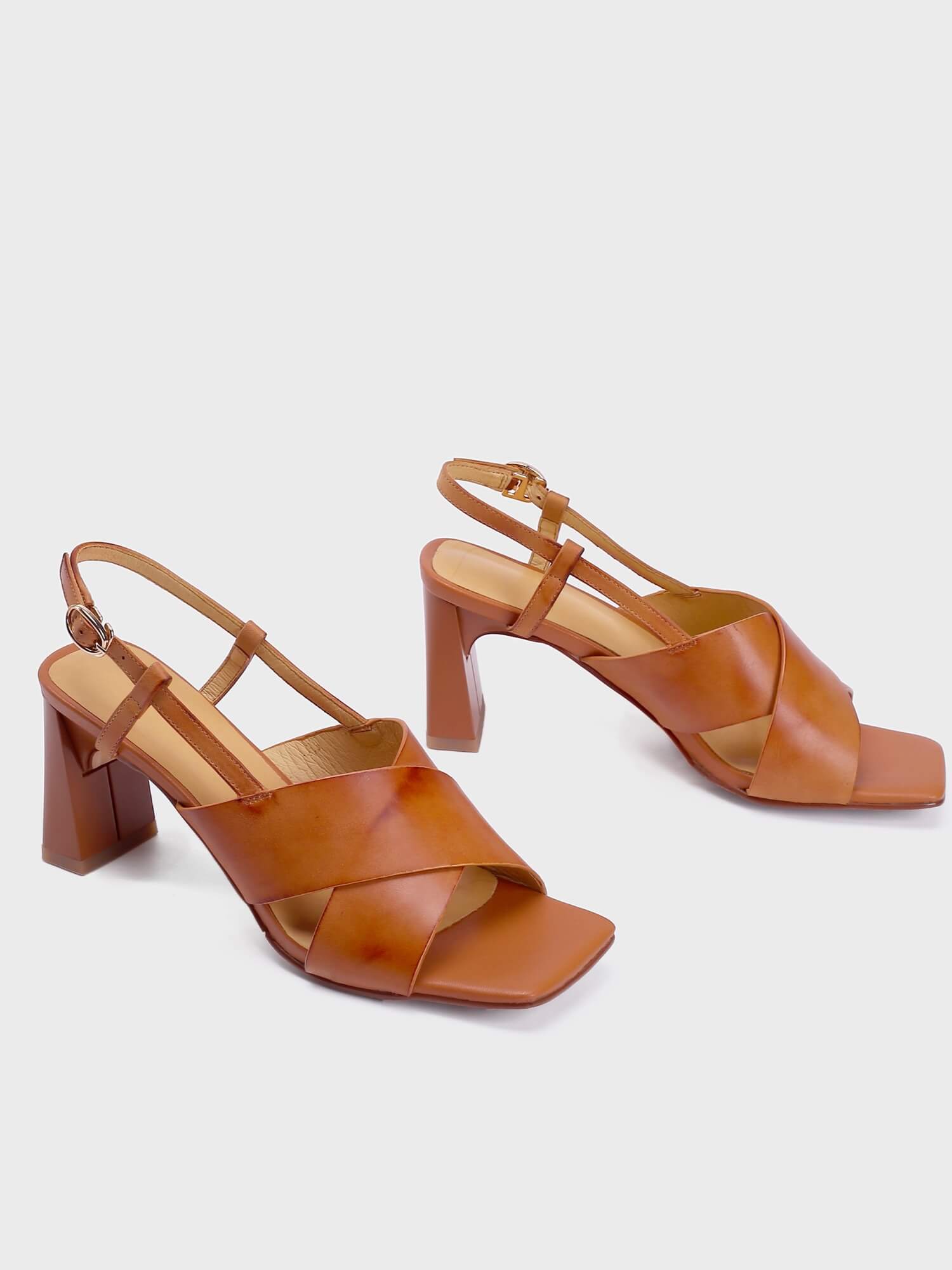 Kilen - Crisscross Leather Sandals