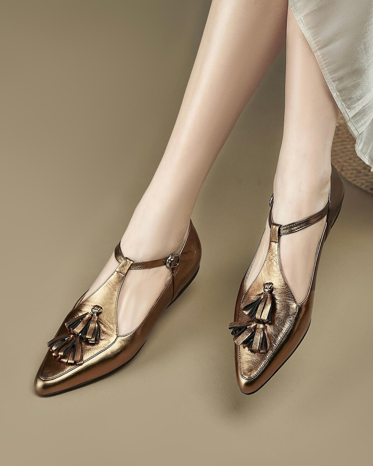 Kons-T-Strap-Tassel-Loafers-Gold-Model