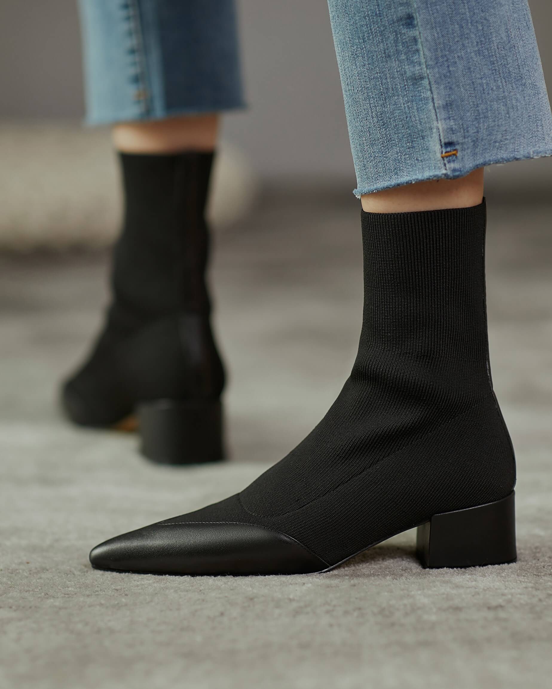 Lynn-Black-Sock-Boots-Model-1
