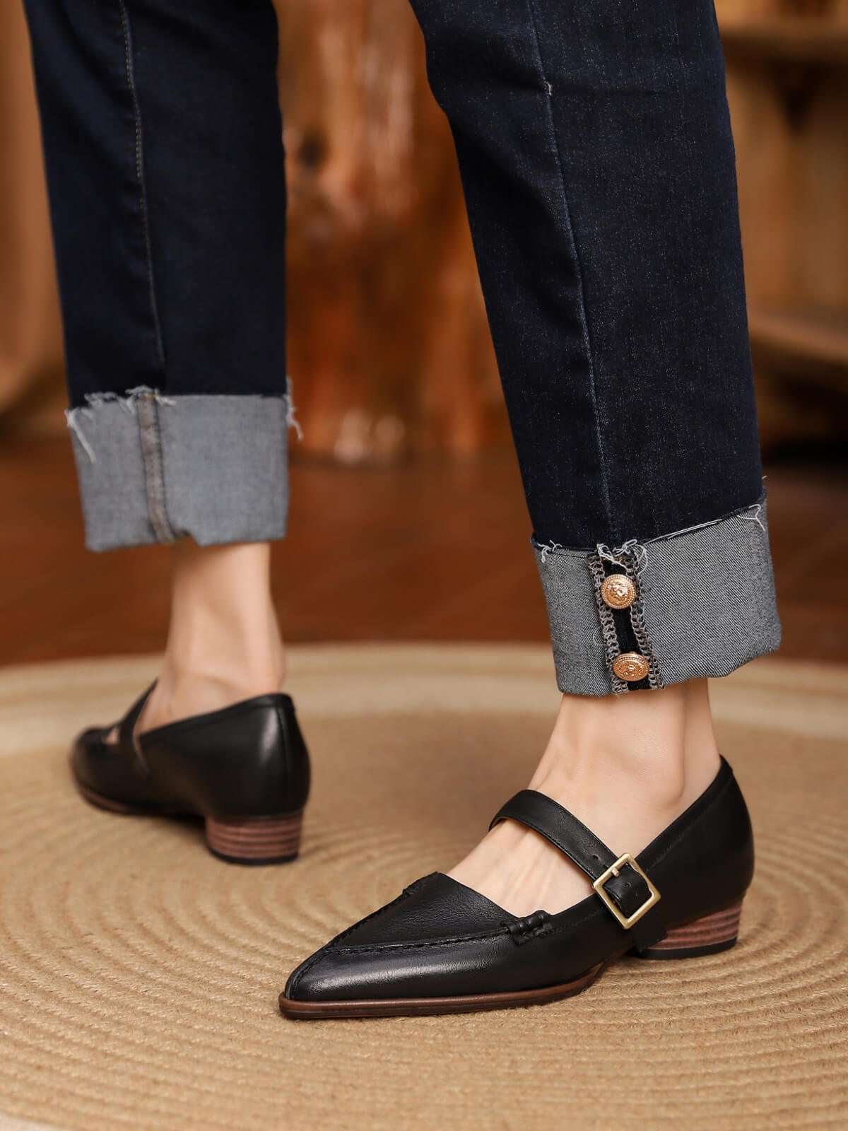 Mone-Black-Leather-Loafers-Model
