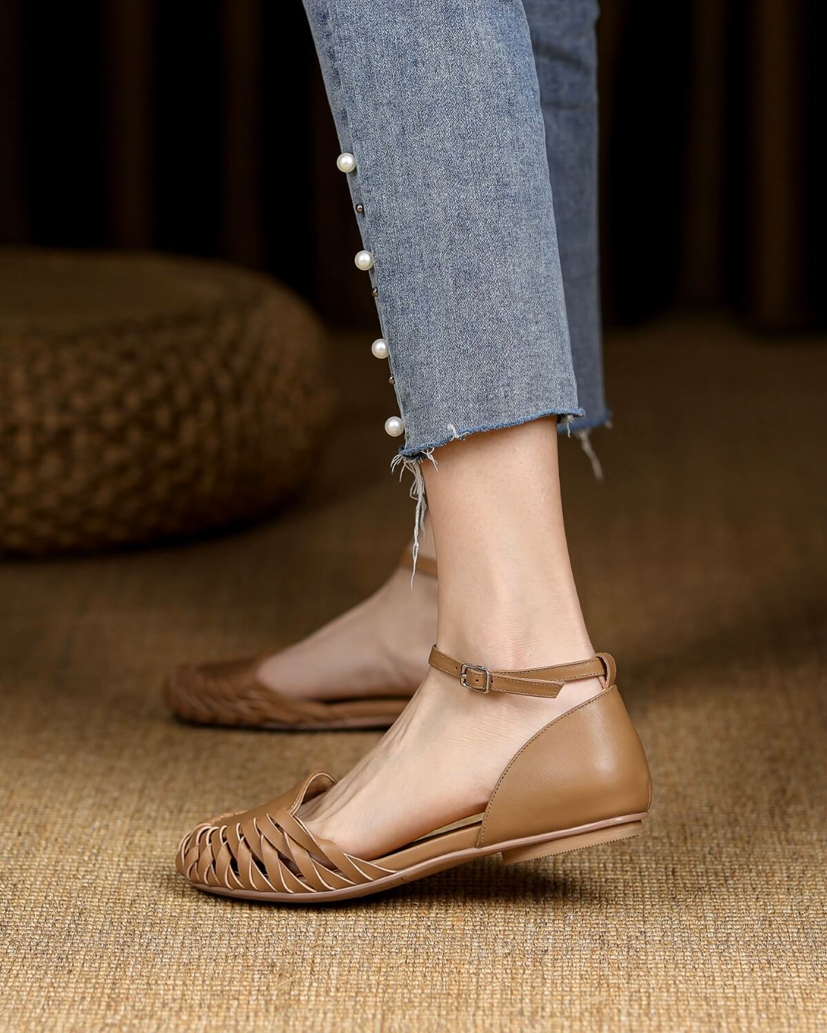 Morn-Tan-Leather-Woven-Flat-Sandals-Model-2