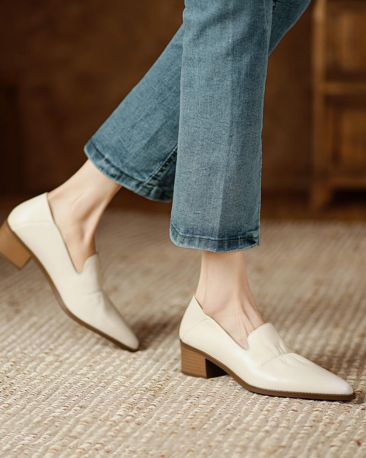 Saff-Ruched-Beige-Leather-Loafers-Model-1