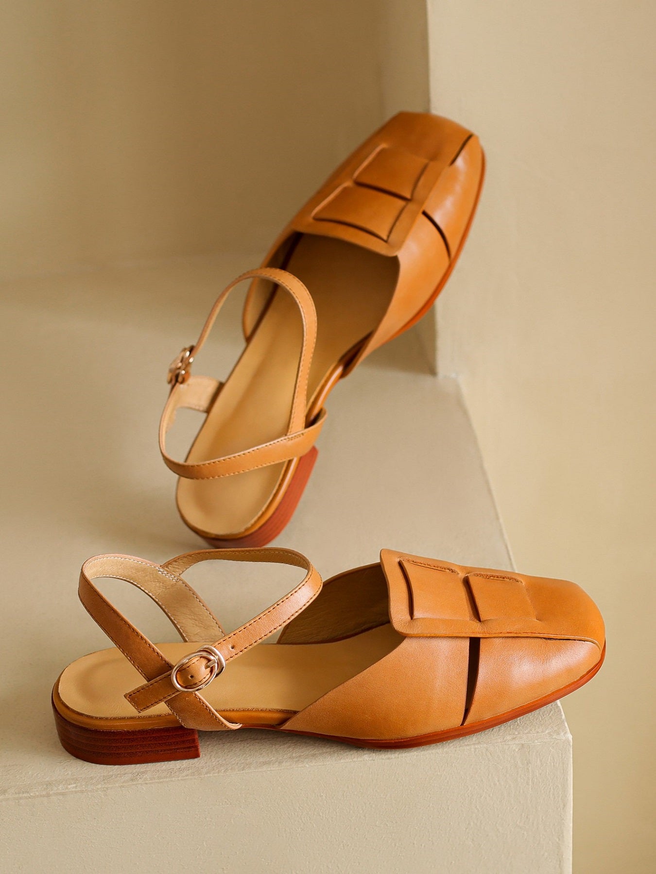 Voda-Tan-Leather-Flat-Sandals-2